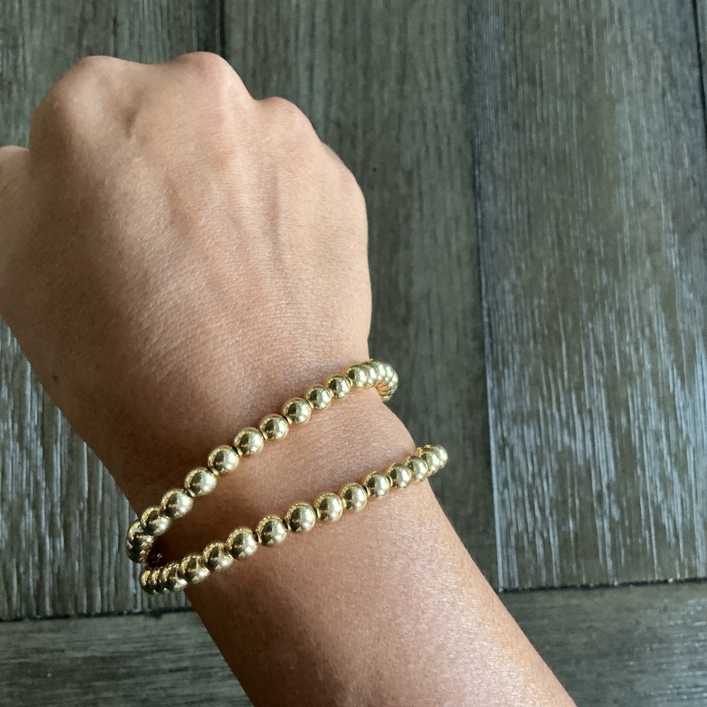 Two New Gold-Plated Bracelets – Elegant and Luxurious